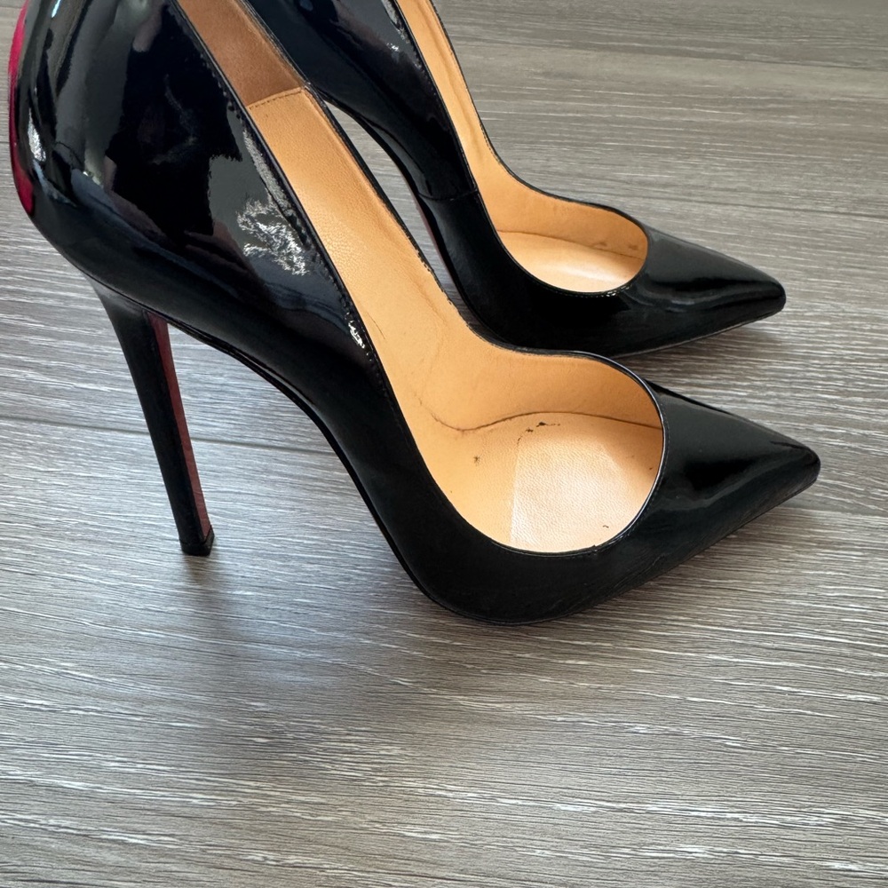 Christian Louboutin

So Kate 120MM Patent Leather Pumps